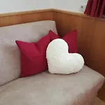 Poell Kathrin 아파트